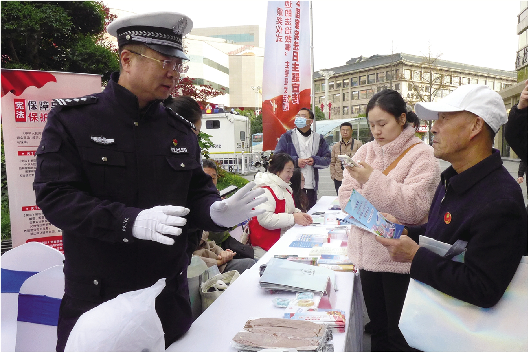 176484587383035712.jpg 2 综合2.jpg